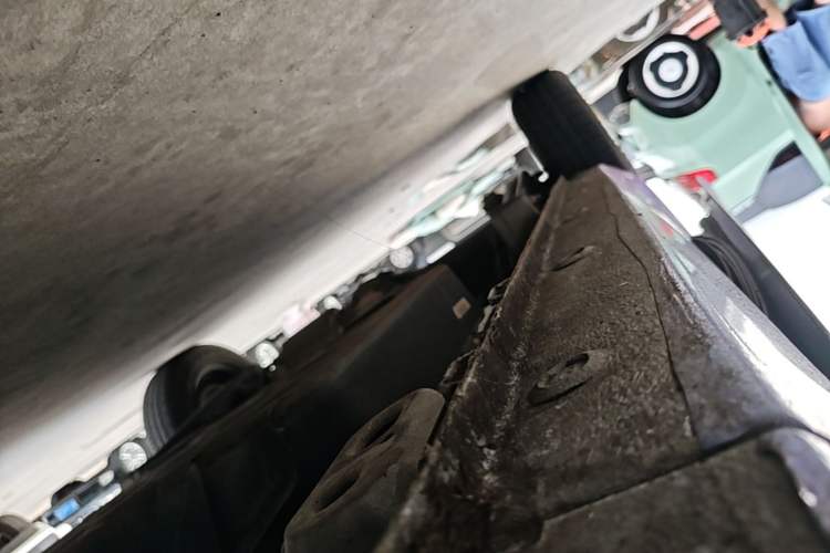 Used Wuling Hongguang MINIEV 2020 Zizai Version Lithium-NMC Right Side Sill