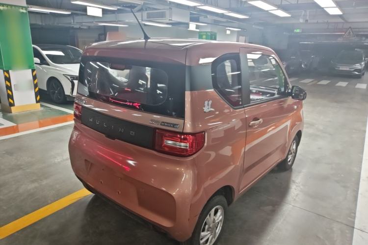 Used Wuling Hongguang MINIEV 2020 Freedom Version Lithium Iron Phosphate Rear Right 45 Deg