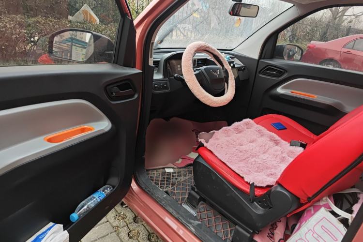 Used Wuling Hongguang MINIEV 2020 Freedom Version Lithium Iron Phosphate Driver Seat