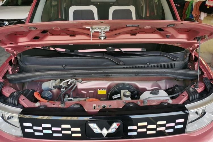 Used Wuling Hongguang MINIEV 2020 Zizai Version Lithium-NMC Engine Bay