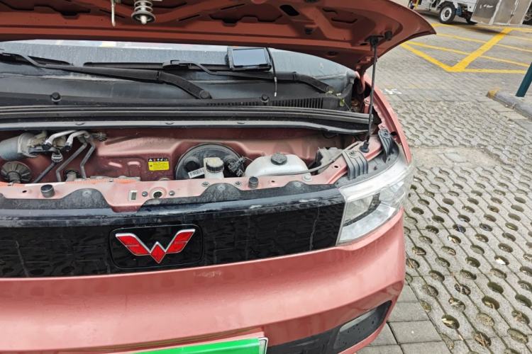 Used Wuling Hongguang MINIEV 2020 Freedom Version Lithium Iron Phosphate Engine Bay Left