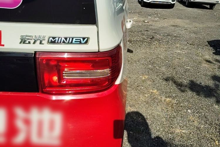 Used Wuling Hongguang MINIEV 2020 Enjoyment Model Lithium Iron Phosphate Exterior 3