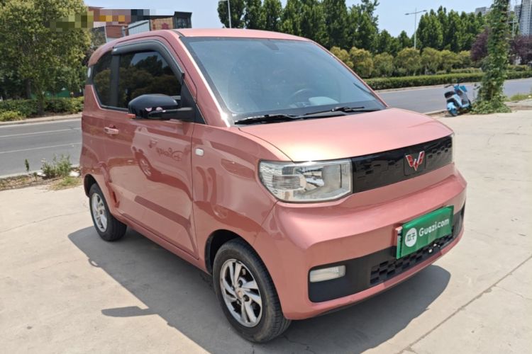 Used Wuling Hongguang MINIEV 2020 Zizai Version Lithium-NMC Front Right 45 Deg