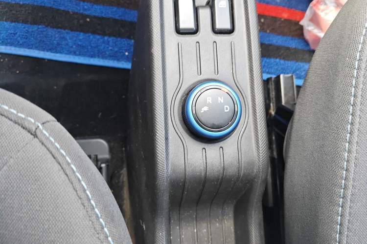 Used Wuling Hongguang MINIEV 2020 Freedom Version Lithium Iron Phosphate Gear Lever