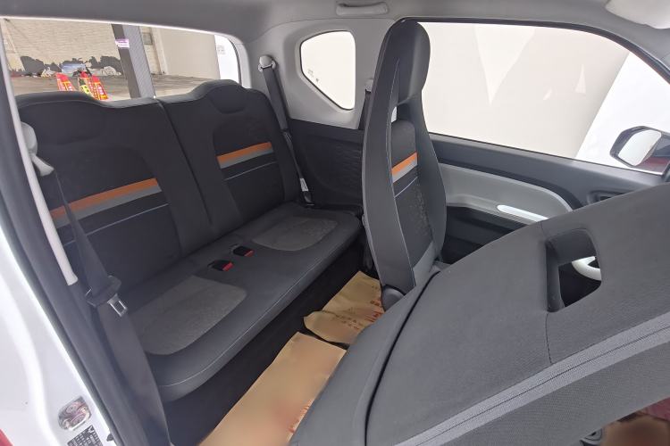 Used Wuling Hongguang MINIEV 2020 Enjoyment Model Lithium Iron Phosphate Interior 8