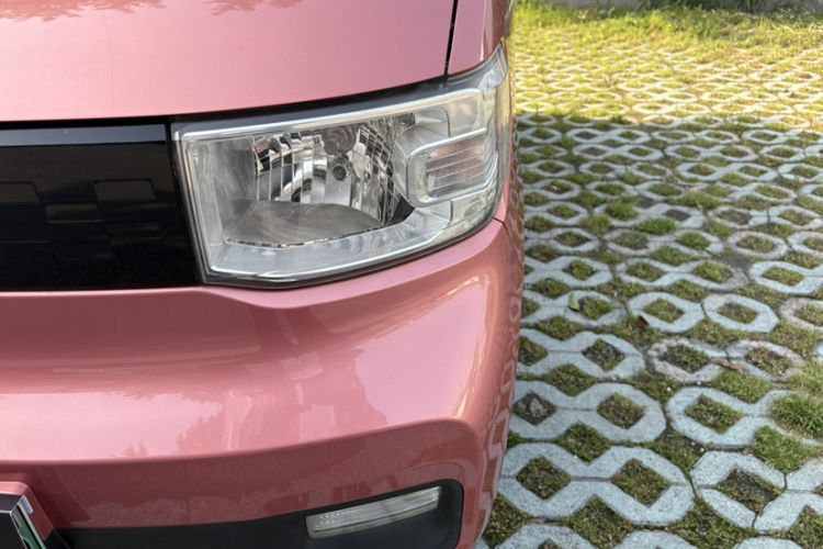 Used Wuling Hongguang MINIEV 2020 Freedom Version Lithium Iron Phosphate Left Front Headlight