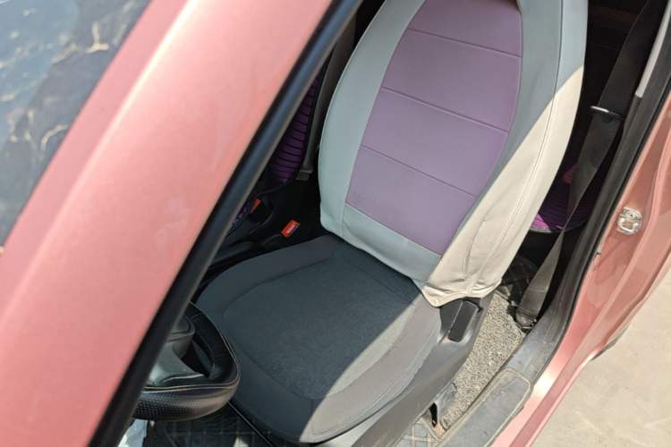 Used Wuling Hongguang MINIEV 2020 Zizai Version Lithium-NMC Left Front Seat
