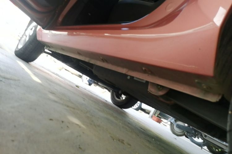 Used Wuling Hongguang MINIEV 2020 Zizai Version Lithium-NMC Right Side Sill