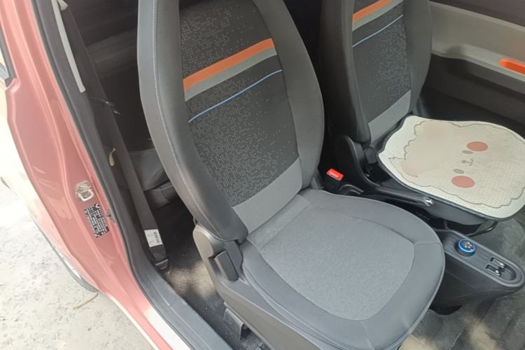 Used Wuling Hongguang MINIEV 2020 Freedom Version Lithium Iron Phosphate Right Front Seat