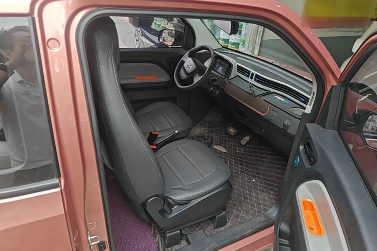 Used Wuling Hongguang MINIEV 2020 Enjoyment Model Lithium Iron Phosphate Right Front Seat