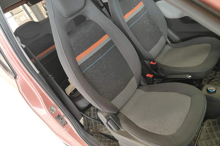 Used Wuling Hongguang MINIEV 2020 Zizai Version Lithium-NMC Right Front Seat
