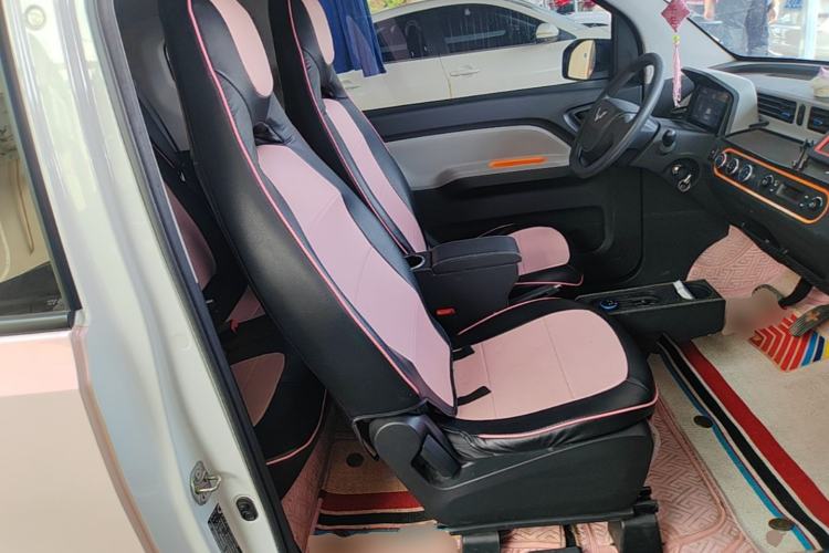 Used Wuling Hongguang MINIEV 2020 Enjoyment Model Lithium Iron Phosphate Right Front Seat