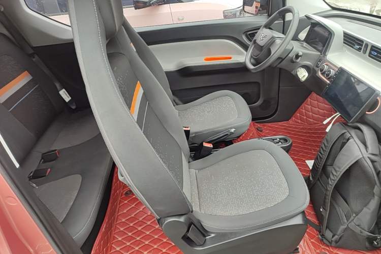 Used Wuling Hongguang MINIEV 2020 Enjoy Edition Lithium-Ion Battery Right Front Seat