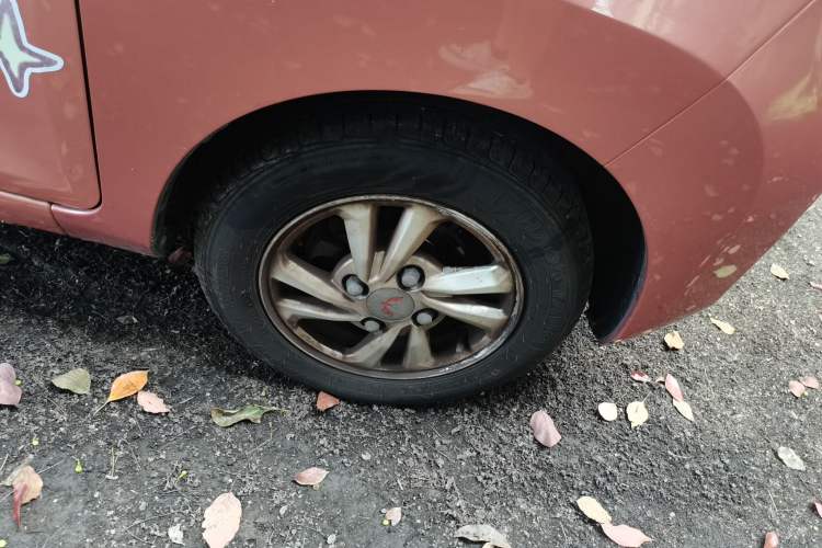 Used Wuling Hongguang MINIEV 2020 Freedom Version Lithium Iron Phosphate Right Front Wheel Hub