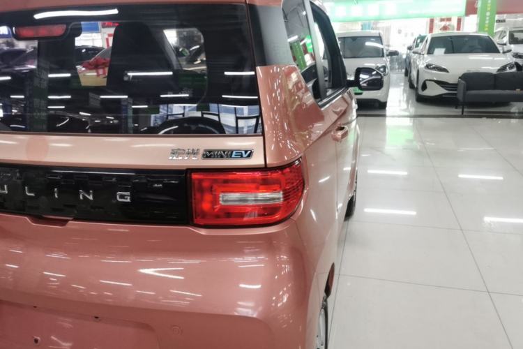 Used Wuling Hongguang MINIEV 2020 Enjoyment Model Lithium Iron Phosphate Right Rear Taillight