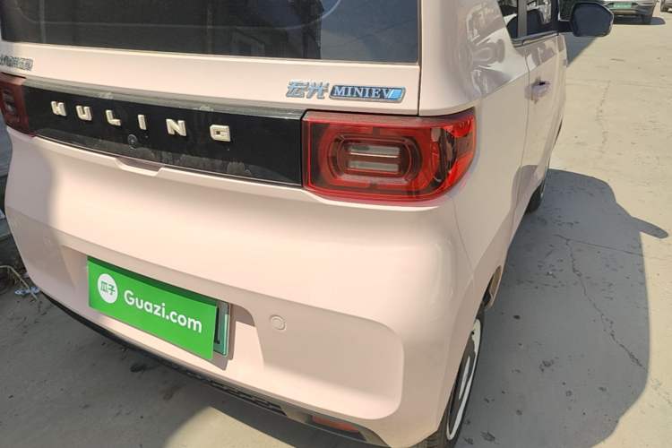 Used Wuling Hongguang MINIEV 2020 Zizai Version Lithium-NMC Right Rear Taillight
