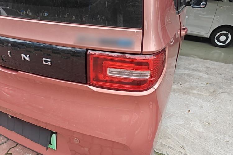 Used Wuling Hongguang MINIEV 2020 Enjoyment Model Lithium Iron Phosphate Right Rear Taillight
