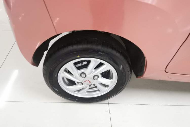Used Wuling Hongguang MINIEV 2020 Enjoyment Model Lithium Iron Phosphate Right Rear Wheel Hub