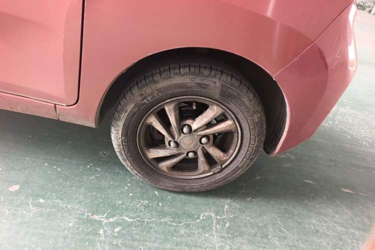 Used Wuling Hongguang MINIEV 2020 Zizai Version Lithium-NMC Right Rear Wheel Hub