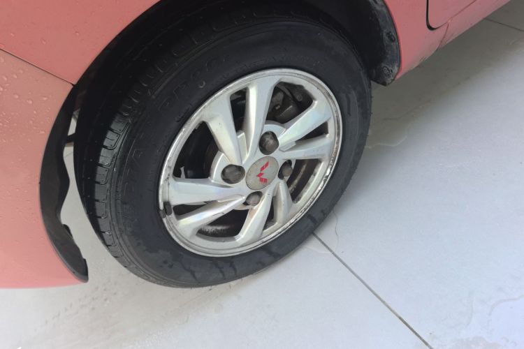 Used Wuling Hongguang MINIEV 2020 Freedom Version Lithium Iron Phosphate Right Rear Wheel Hub