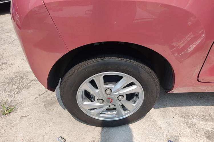 Used Wuling Hongguang MINIEV 2020 Enjoyment Model Lithium Iron Phosphate Right Rear Wheel Hub