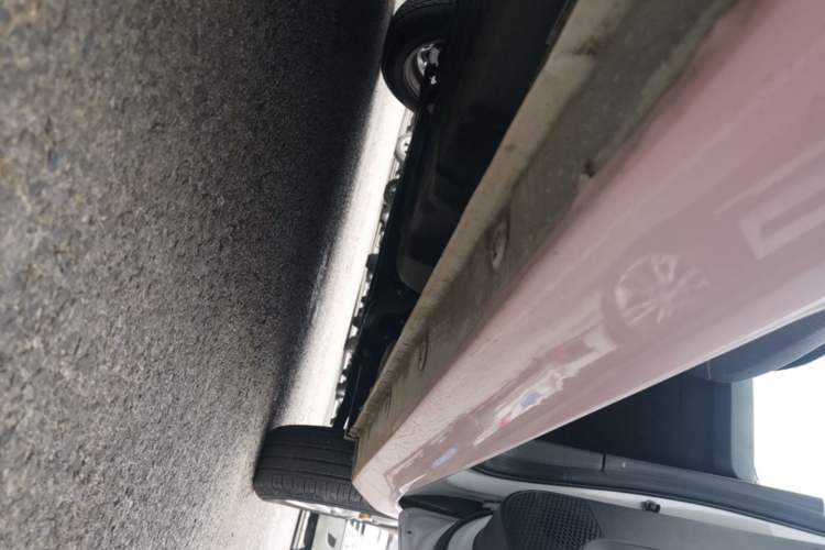 Used Wuling Hongguang MINIEV 2020 Easy Version Lithium-Ion Battery Right Side Sill