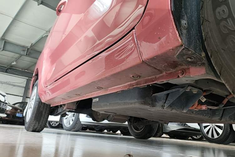 Used Wuling Hongguang MINIEV 2020 Freedom Version Lithium Iron Phosphate Right Side Sill