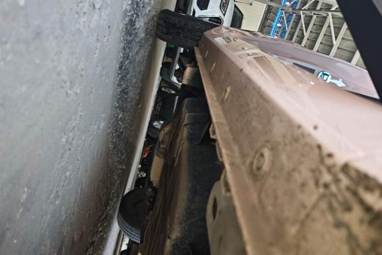 Used Wuling Hongguang MINIEV 2020 Enjoyment Model Lithium Iron Phosphate Right Side Sill