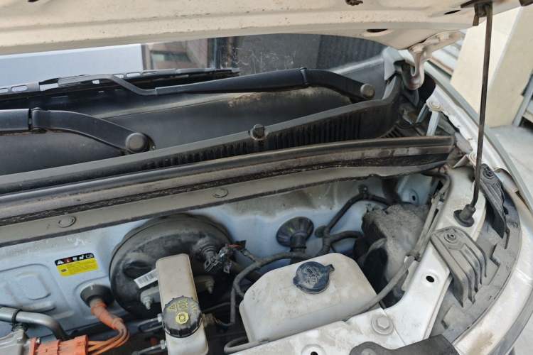 Used Wuling Hongguang MINIEV 2020 Enjoyment Model Lithium Iron Phosphate Engine Bay Left