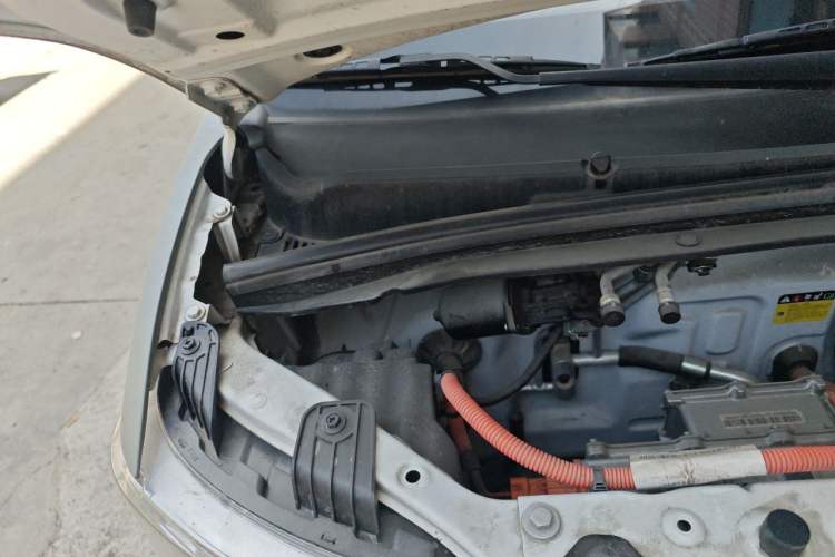 Used Wuling Hongguang MINIEV 2020 Enjoyment Model Lithium Iron Phosphate Engine Bay Right