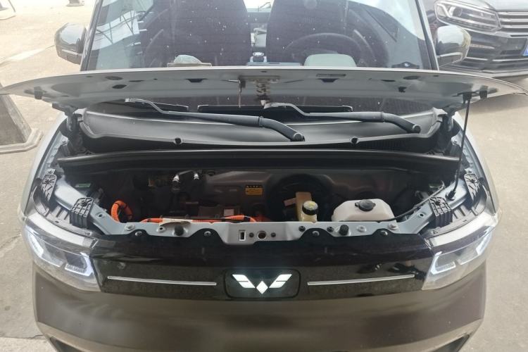 Used Wuling Hongguang MINIEV 2020 Freedom Version Lithium Iron Phosphate Engine Bay