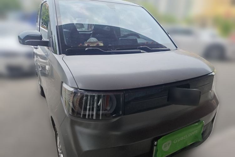 Used Wuling Hongguang MINIEV 2020 Freedom Version Lithium Iron Phosphate Front Right 45 Deg