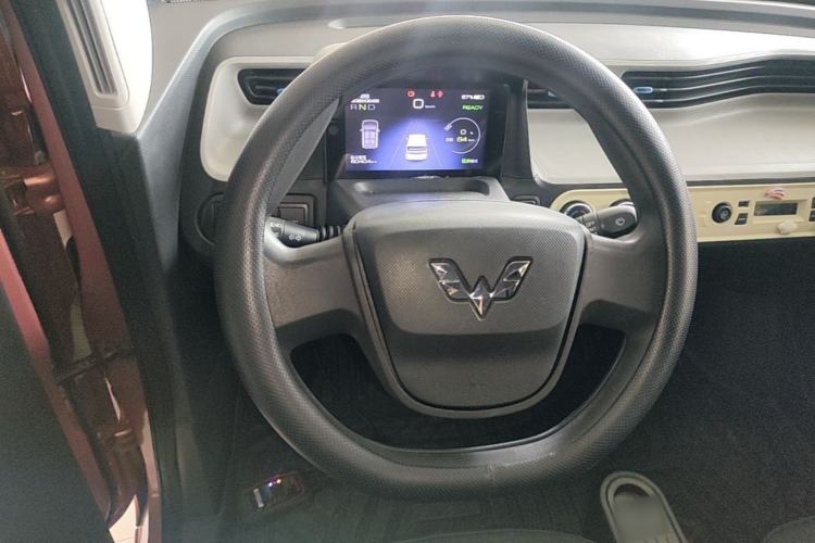 Used Wuling Hongguang MINIEV 2020 Freedom Version Lithium Iron Phosphate Steering Wheel