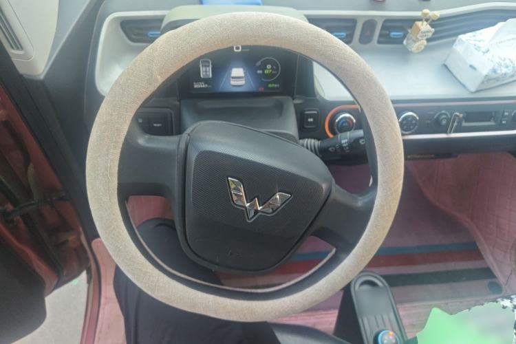 Used Wuling Hongguang MINIEV 2020 Freedom Version Lithium Iron Phosphate Steering Wheel