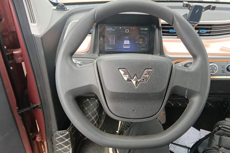 Used Wuling Hongguang MINIEV 2020 Zizai Version Lithium-NMC Steering Wheel