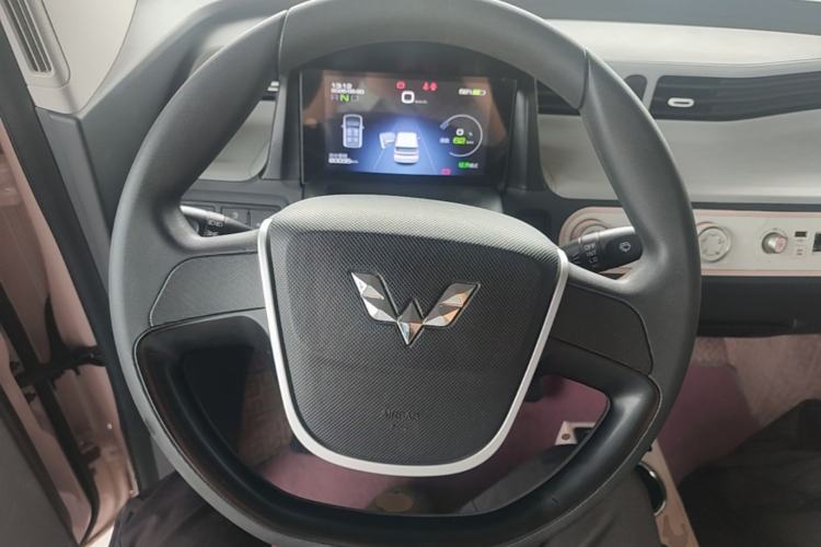 Used Wuling Hongguang MINIEV 2020 Enjoy Edition Lithium-Ion Battery Steering Wheel