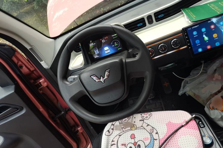 Used Wuling Hongguang MINIEV 2020 Freedom Version Lithium Iron Phosphate Steering Wheel