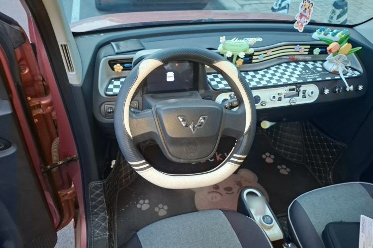Used Wuling Hongguang MINIEV 2020 Freedom Version Lithium Iron Phosphate Steering Wheel