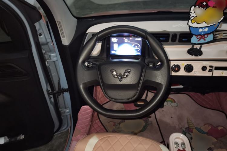 Used Wuling Hongguang MINIEV 2020 Freedom Version Lithium Iron Phosphate Steering Wheel