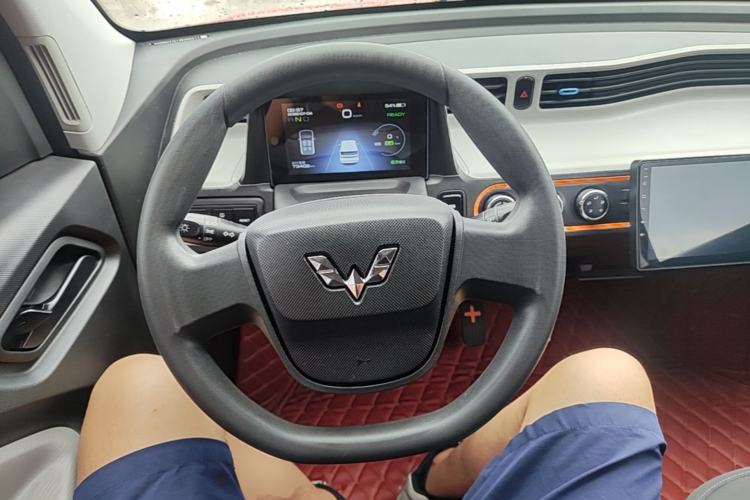 Used Wuling Hongguang MINIEV 2020 Enjoy Edition Lithium-Ion Battery Steering Wheel
