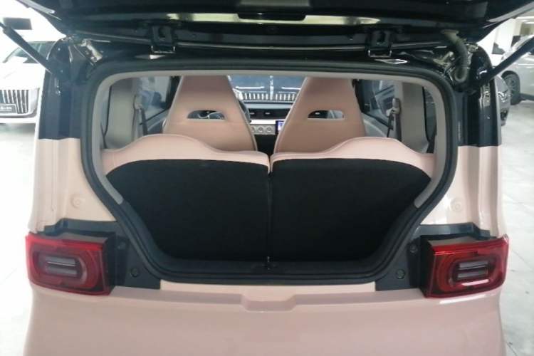 Used Wuling Hongguang MINIEV 2020 Freedom Version Lithium Iron Phosphate Trunk