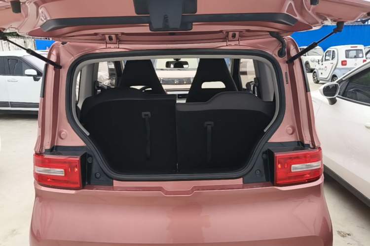 Used Wuling Hongguang MINIEV 2020 Enjoyment Model Lithium Iron Phosphate Trunk