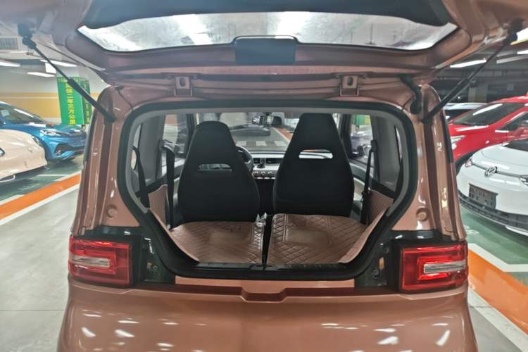 Used Wuling Hongguang MINIEV 2020 Freedom Version Lithium Iron Phosphate Trunk