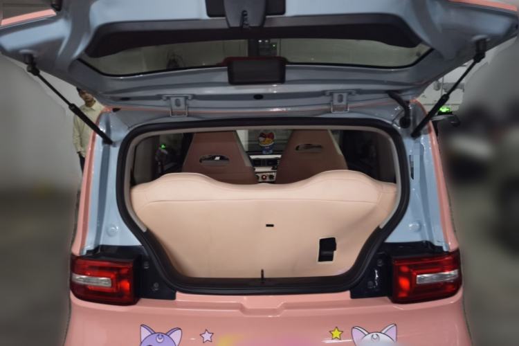 Used Wuling Hongguang MINIEV 2020 Freedom Version Lithium Iron Phosphate Trunk