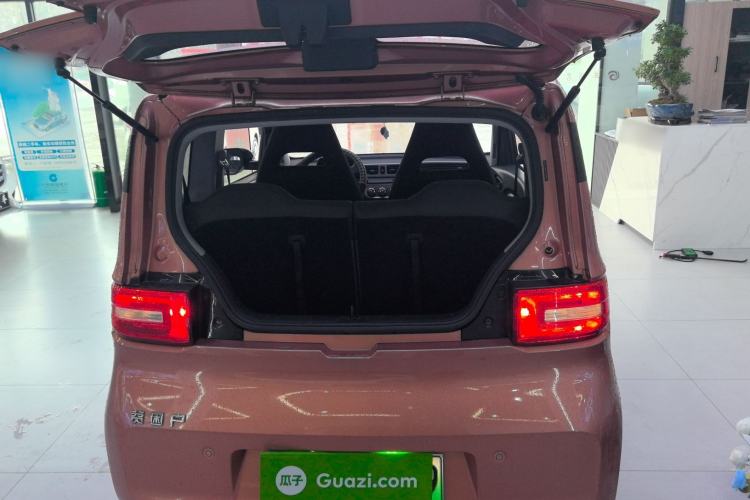 Used Wuling Hongguang MINIEV 2020 Freedom Version Lithium Iron Phosphate Trunk