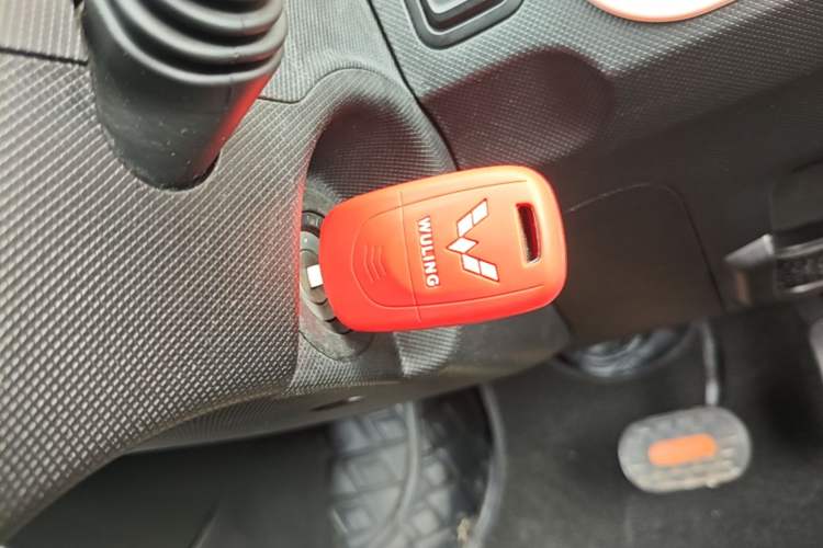 Used Wuling Hongguang MINIEV 2020 Zizai Version Lithium-NMC Vehicle Key
