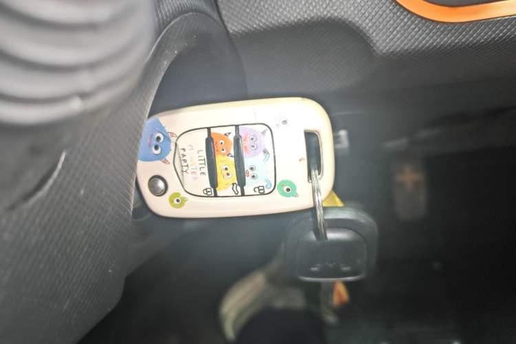 Used Wuling Hongguang MINIEV 2020 Freedom Version Lithium Iron Phosphate Vehicle Key