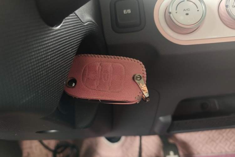 Used Wuling Hongguang MINIEV 2020 Enjoy Edition Lithium-Ion Battery Vehicle Key