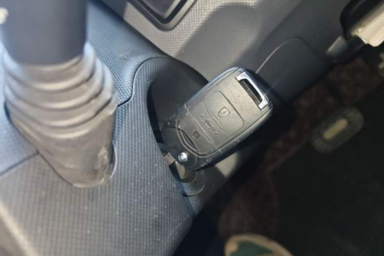 Used Wuling Hongguang MINIEV 2020 Enjoyment Model Lithium Iron Phosphate Vehicle Key