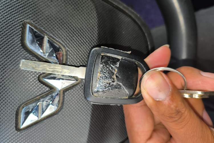 Used Wuling Hongguang MINIEV 2020 Easy Version Lithium-Ion Battery Vehicle Key